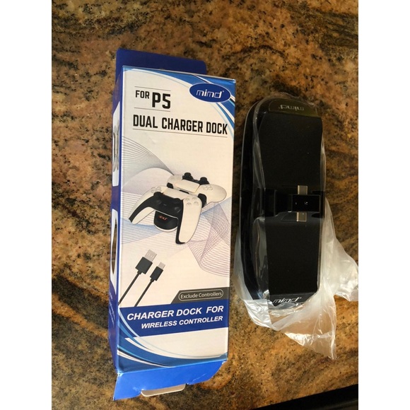 MIMD Dual Charger Dock for P5 Wireless Controller -Black - Picture 2 of 4